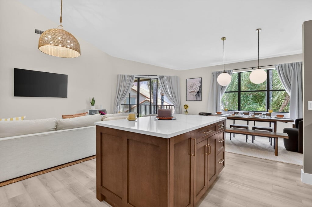 5801 Coach House Circle - Photo 7