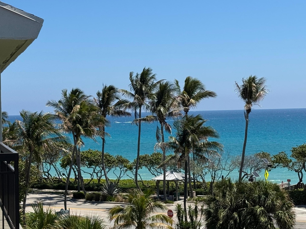 101 S Seas Drive - Photo 1
