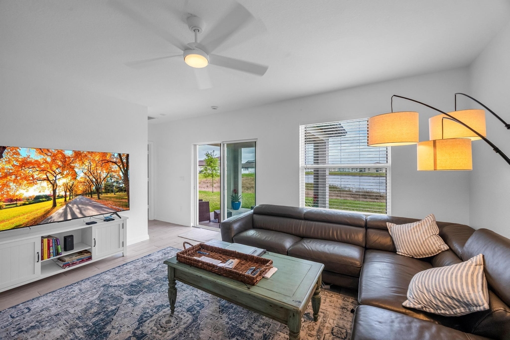 5082 Armina Place - Photo 7