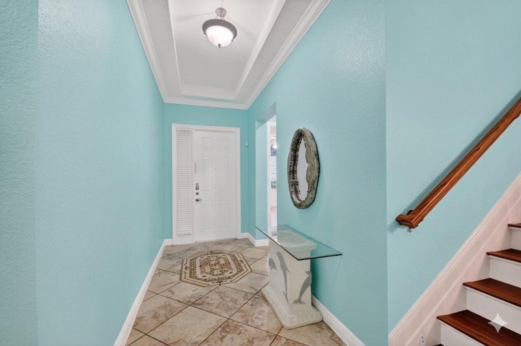 10247 Isle Wynd Court - Photo 6