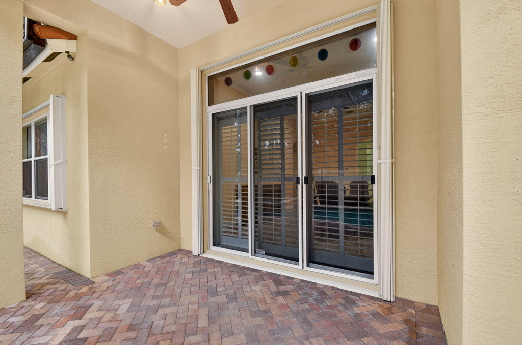 10247 Isle Wynd Court - Photo 15