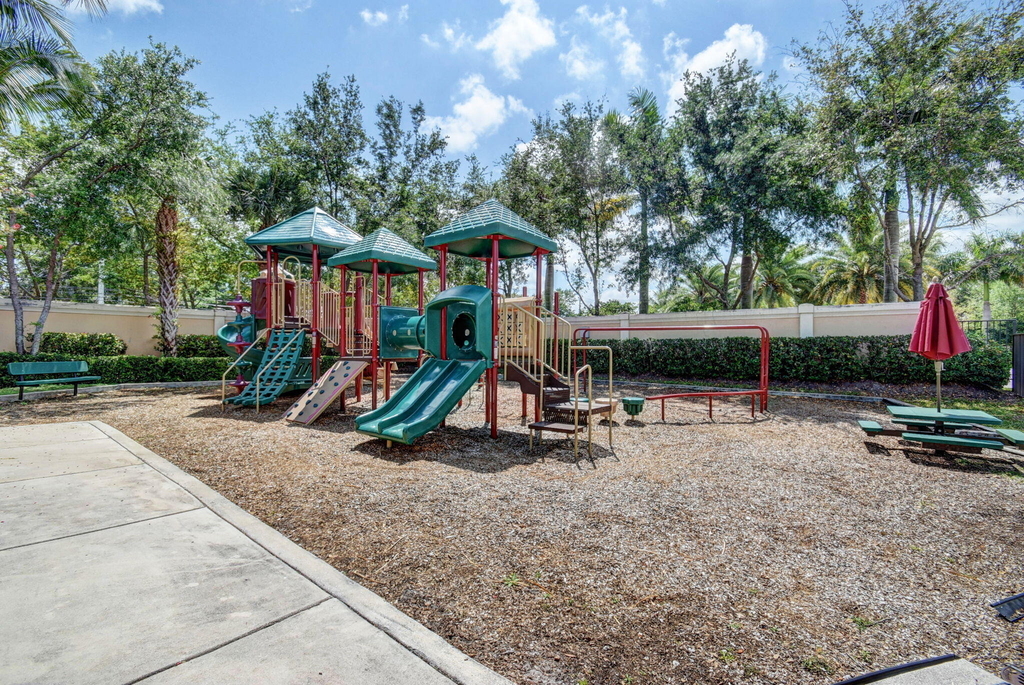 10247 Isle Wynd Court - Photo 74