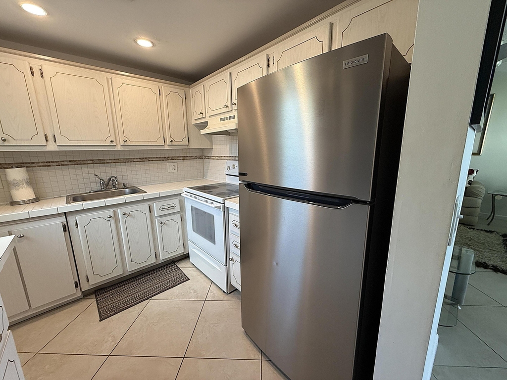 316 Markham - Photo 9