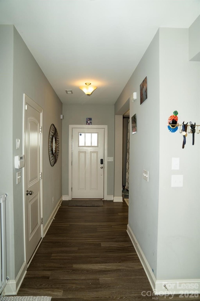 7082 Founders Way - Photo 7