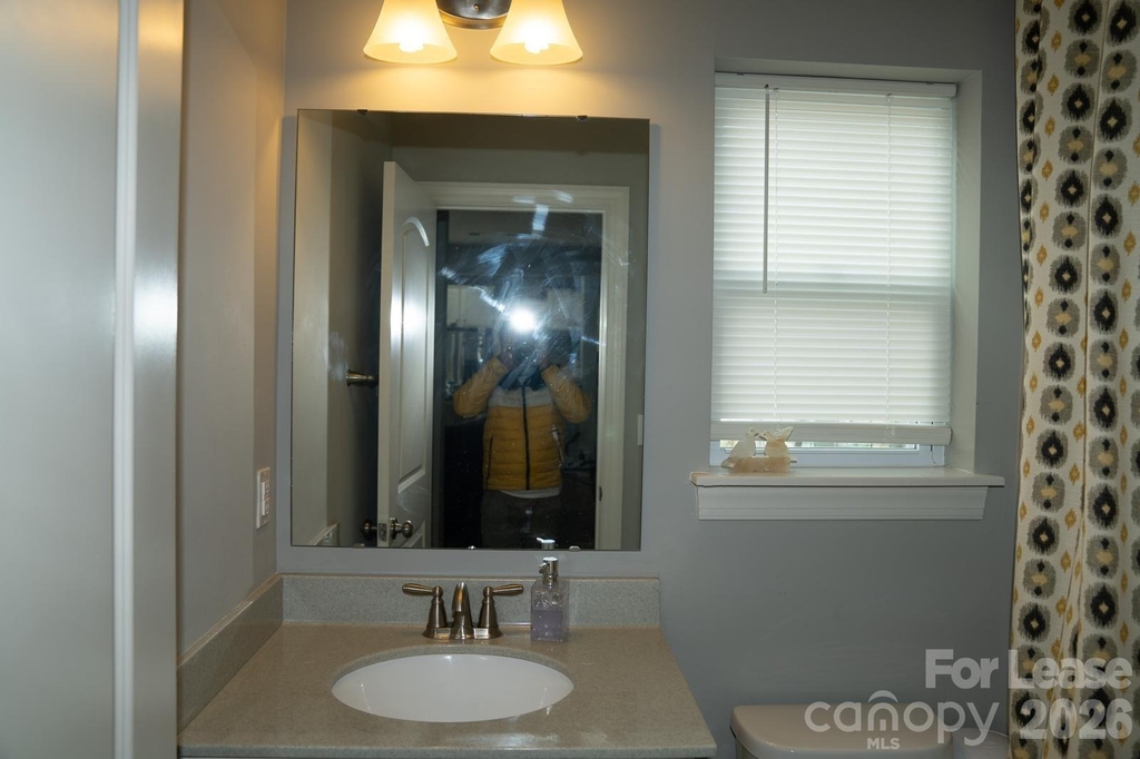 7082 Founders Way - Photo 8