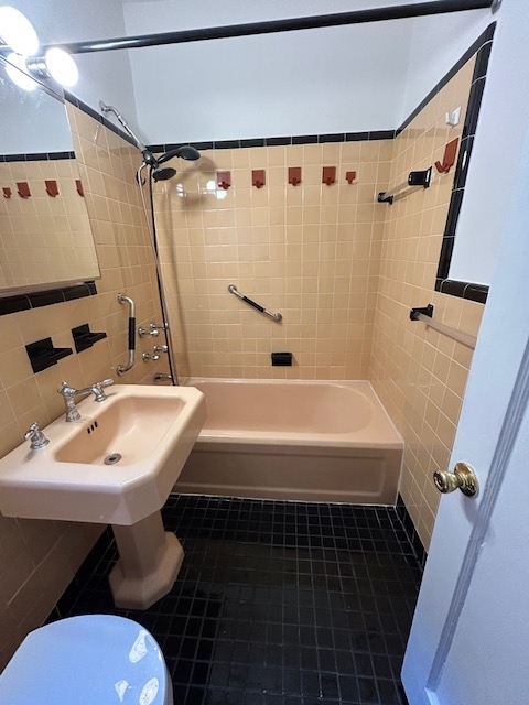 209 West 104th Street - Photo 8