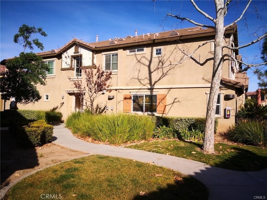 25850 Iris Avenue - Photo 0
