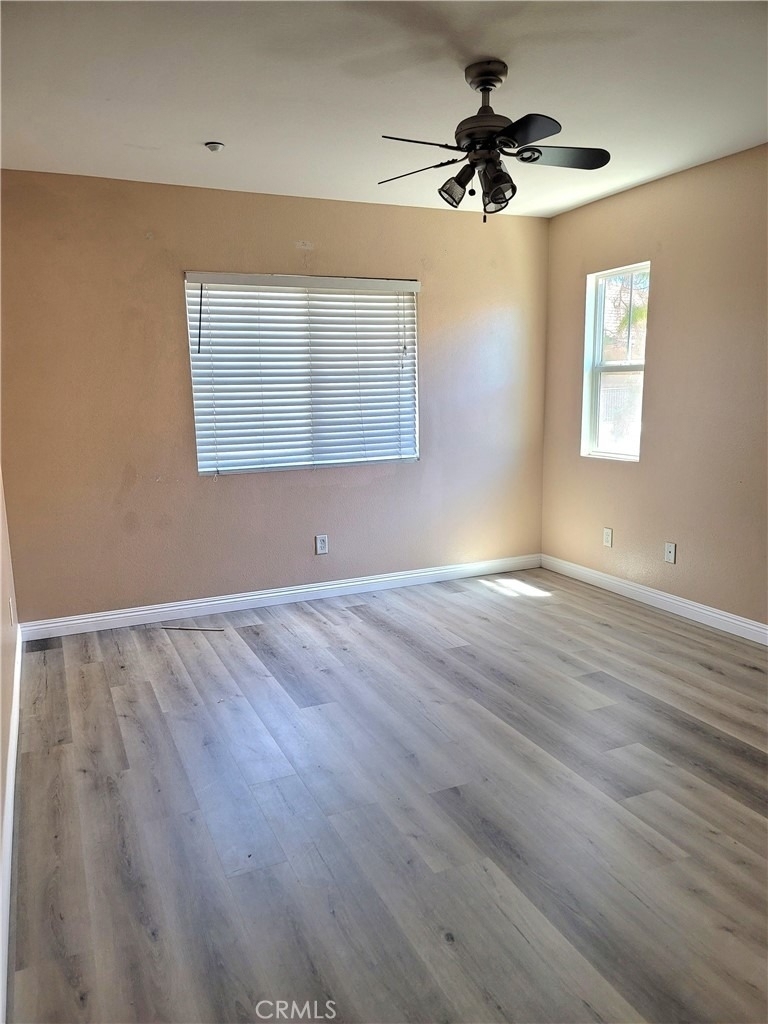 25850 Iris Avenue - Photo 8
