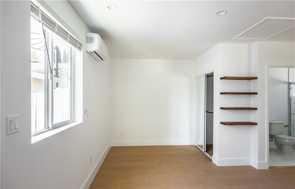 8961 Etiwanda Ave - Photo 3