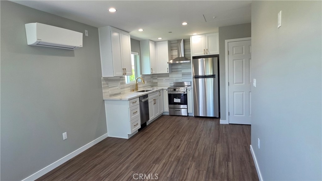 6518 Royer - Photo 11