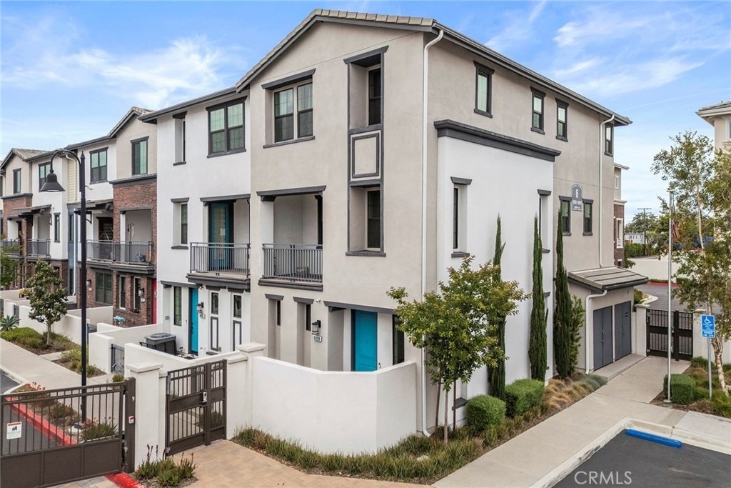 6998 Crimson Drive - Photo 2