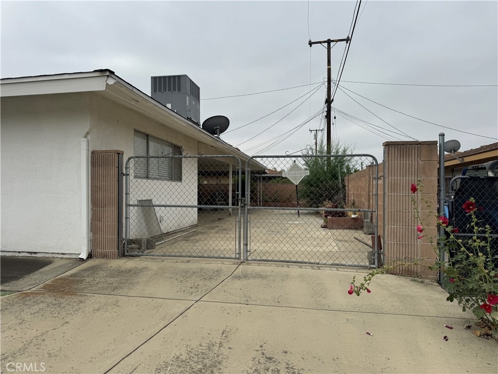 415 S Tahquitz - Photo 2