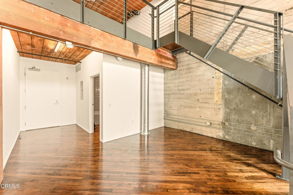 530 S Hewitt Street - Photo 19