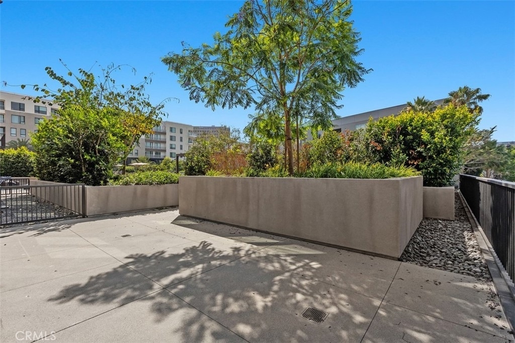 4200 Rivington - Photo 4