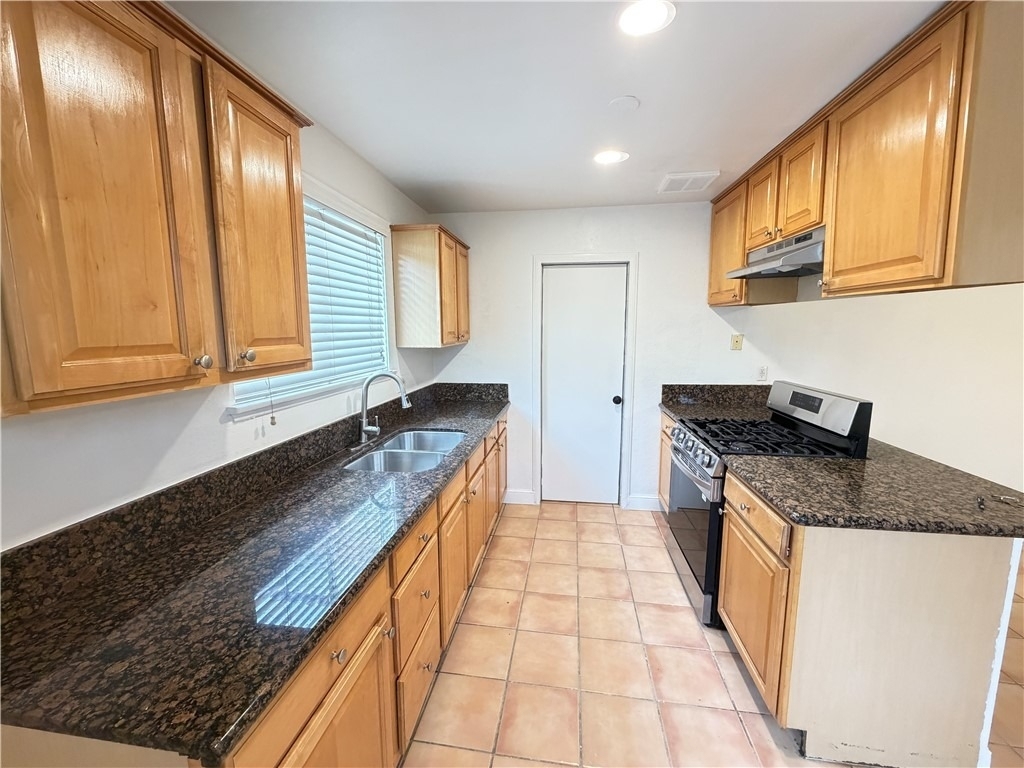 12660 Yorba - Photo 5