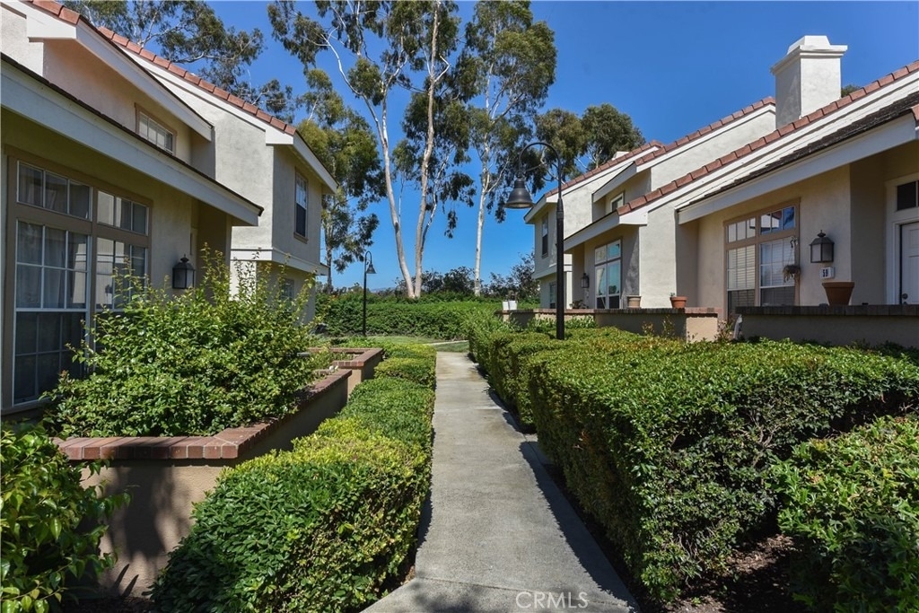 55 Wellesley - Photo 4