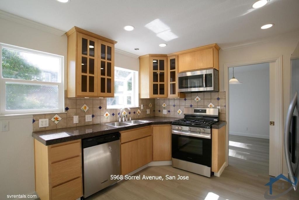 5968 Sorrel Avenue - Photo 2