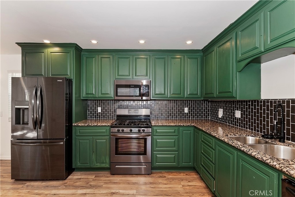 21510 Crest Forest Drive - Photo 8