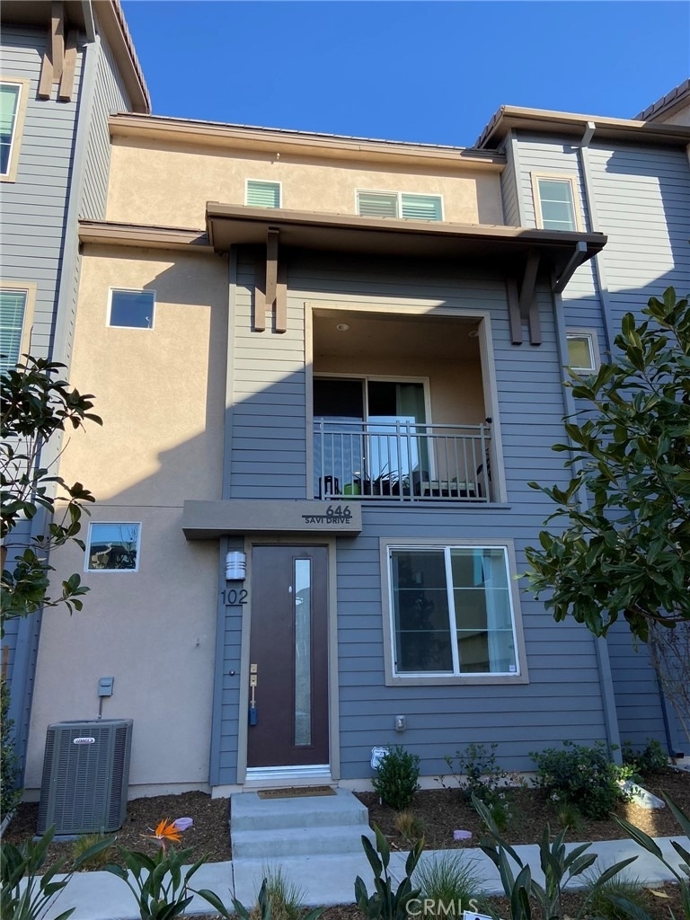 646 Savi Drive - Photo 0