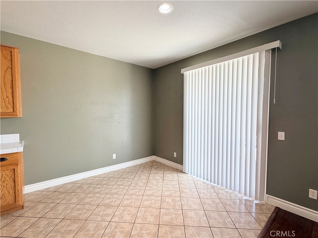 1884 Pinnacle Way - Photo 14