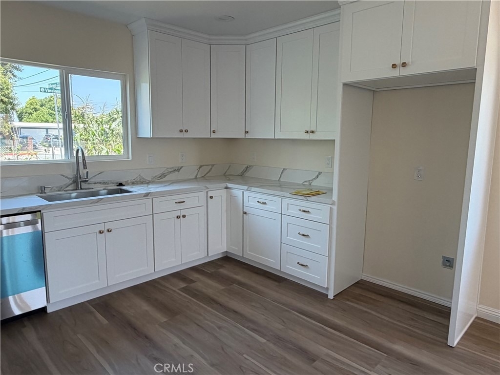 3234 Vineland - Photo 5