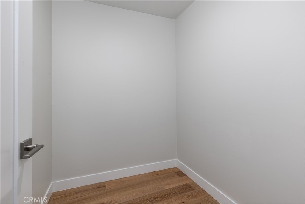 2824 Rowena Avenue - Photo 21