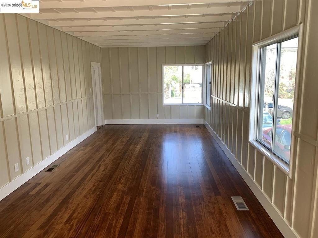 1730 Francisco St - Photo 2
