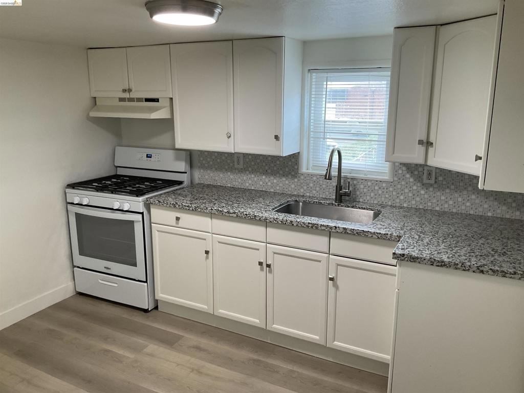 619 W 17th St. - Photo 1