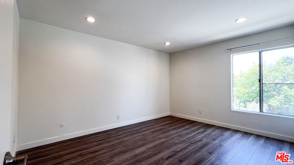 5700 Etiwanda Avenue - Photo 14