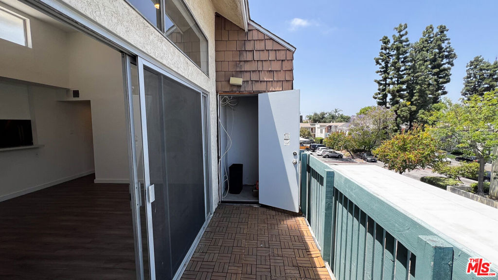 5700 Etiwanda Avenue - Photo 4