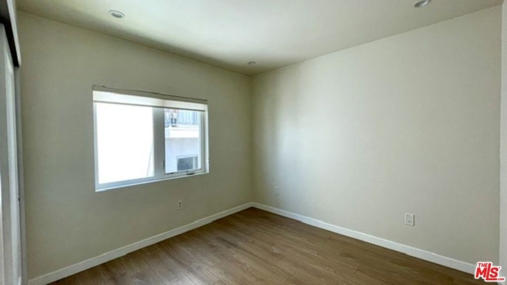 5230 1/2 Satsuma Avenue - Photo 22
