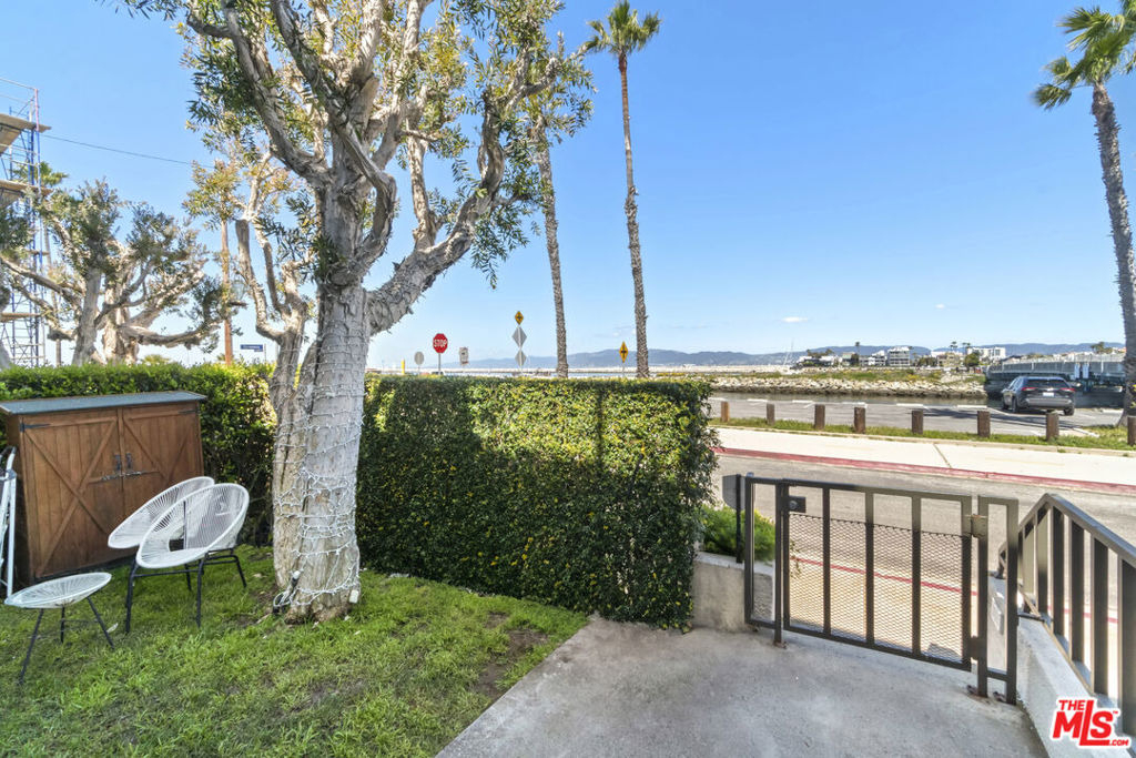 6209 Pacific Avenue - Photo 39