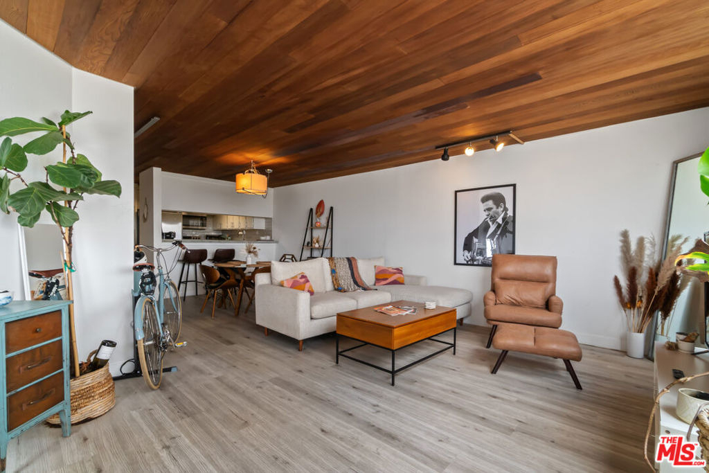 6209 Pacific Avenue - Photo 8