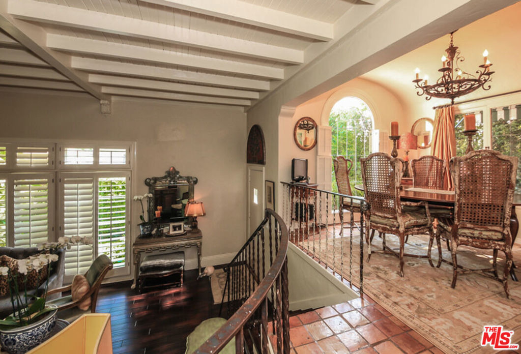 1367 N Beverly Drive - Photo 12