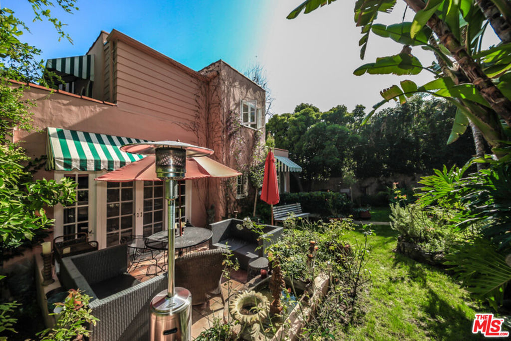 1367 N Beverly Drive - Photo 43