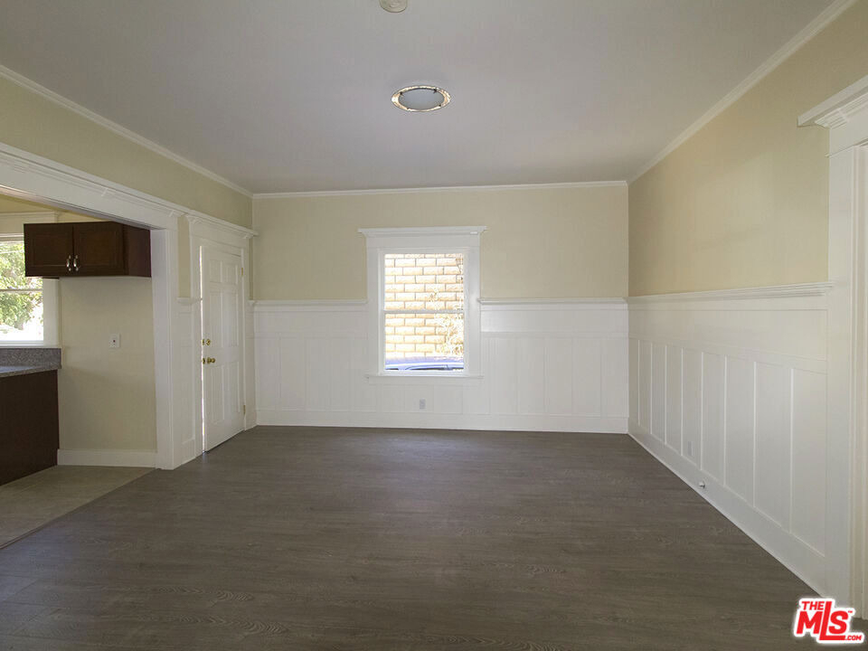 1737 5th Avenue - Photo 5