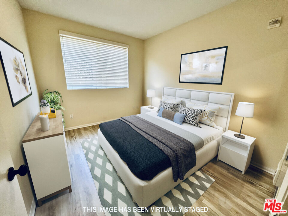 13941 Sherman Way - Photo 10