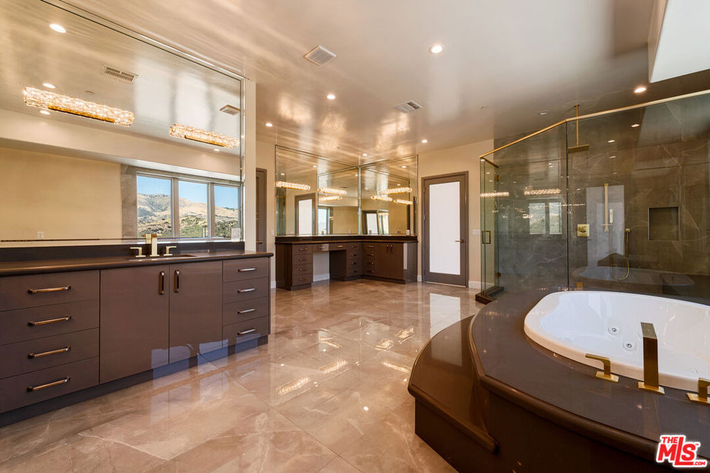 11631 Poema Place - Photo 23