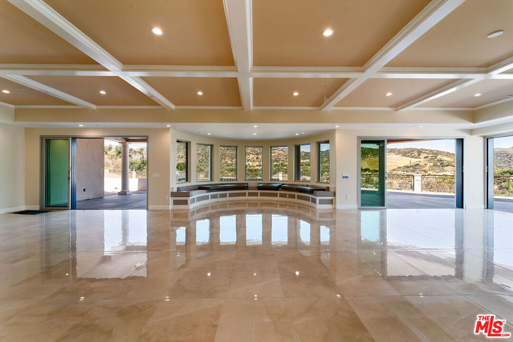11631 Poema Place - Photo 9