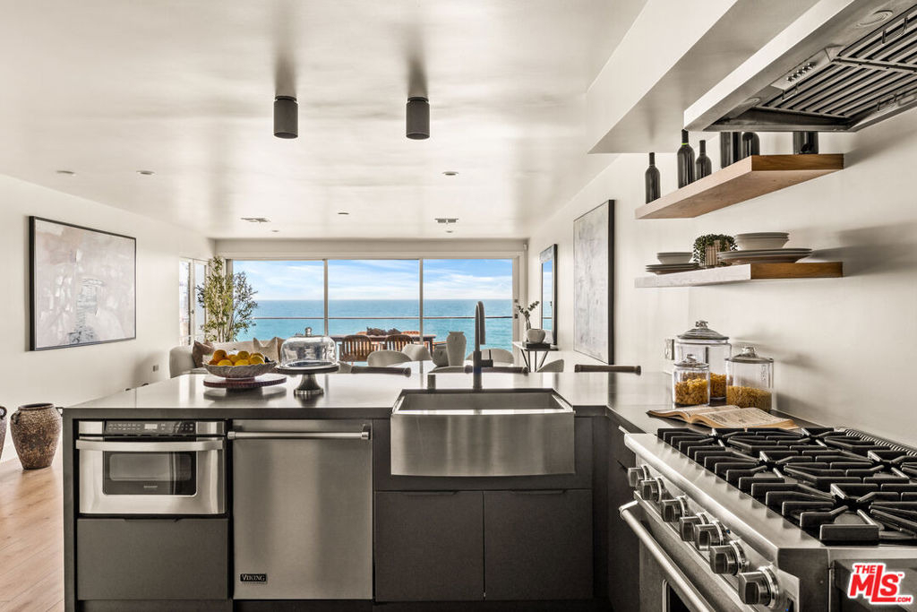 20448 Pacific Coast Highway - Photo 11