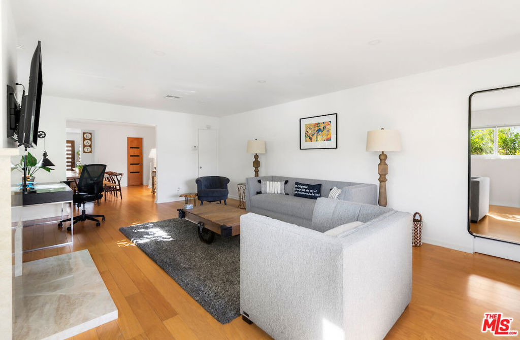 12339 Gorham Avenue - Photo 3