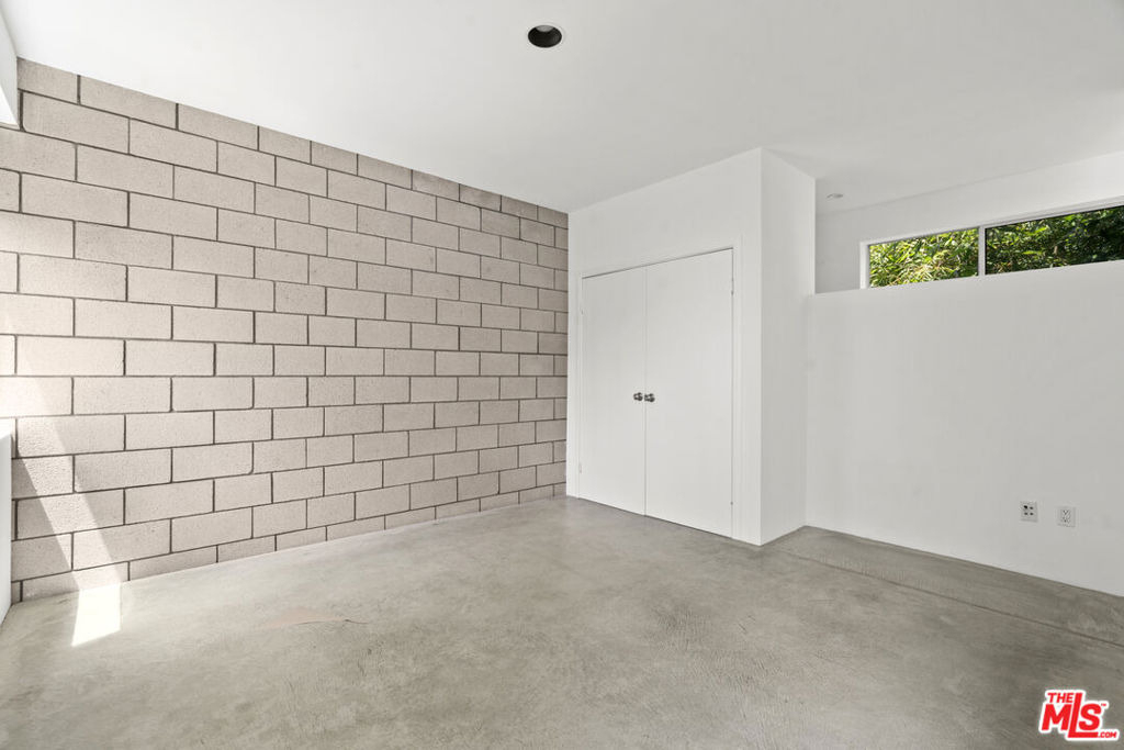 802 Indiana Avenue - Photo 13