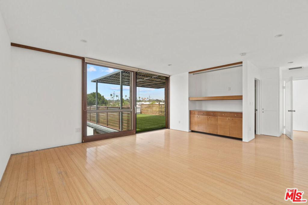 802 Indiana Avenue - Photo 21