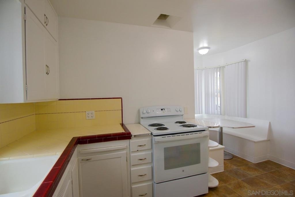 170 Garrett Ave. - Photo 10