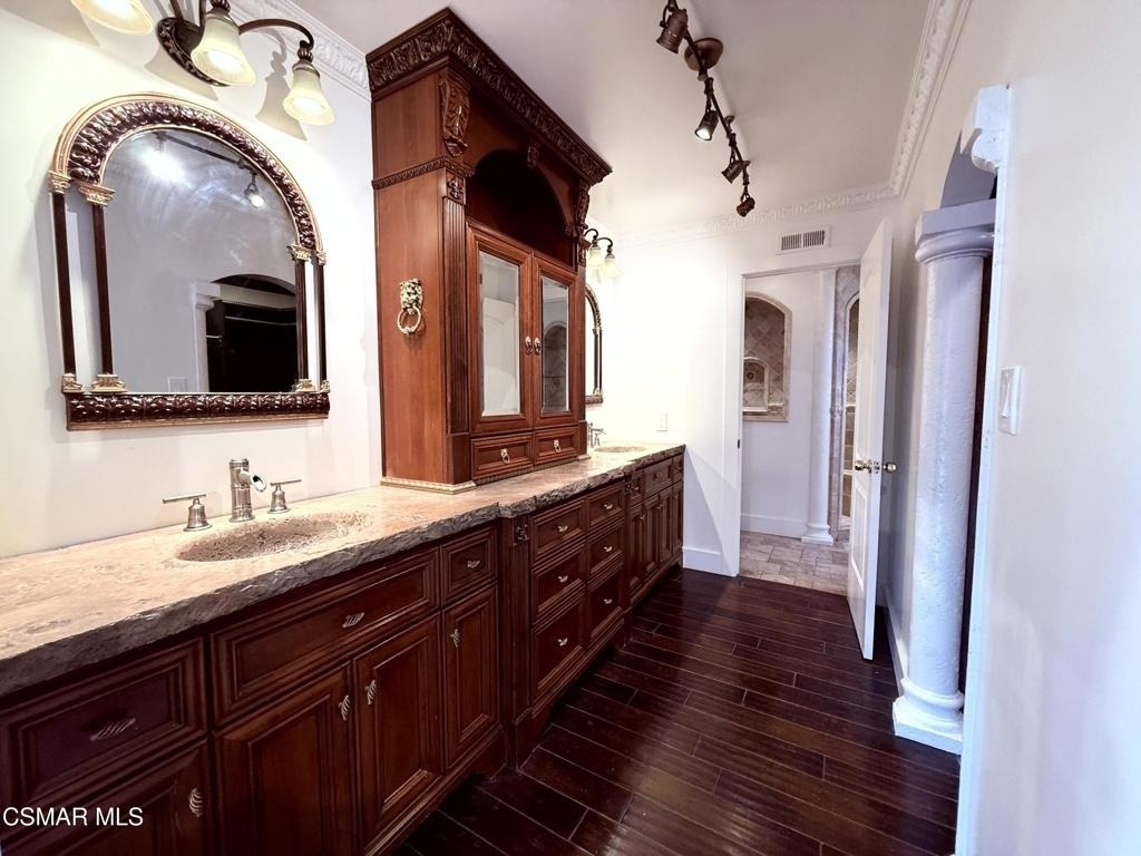 29608 Lazy Oak Place - Photo 14