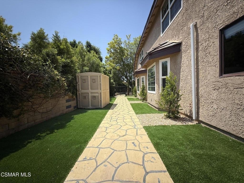 29608 Lazy Oak Place - Photo 28