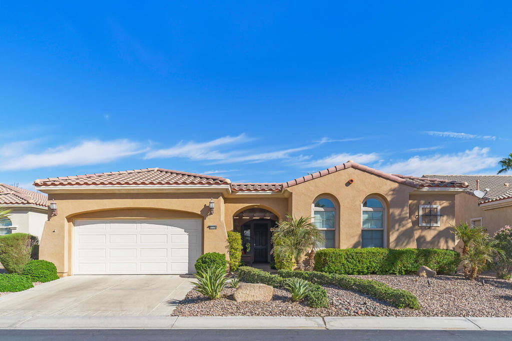 81126 Avenida Lorena - Photo 1