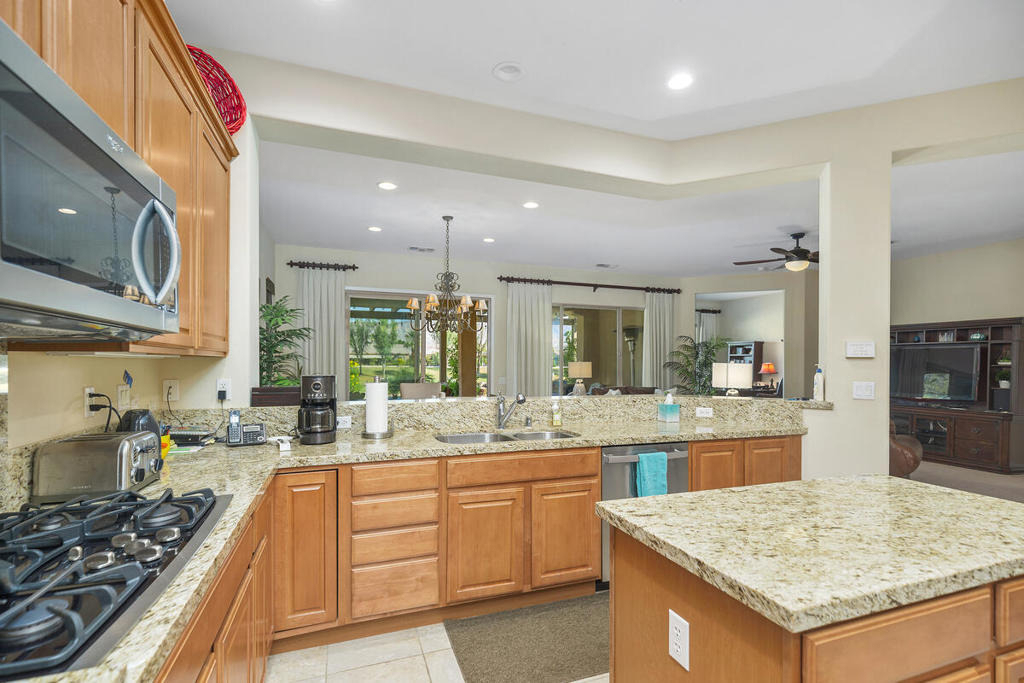 81126 Avenida Lorena - Photo 9
