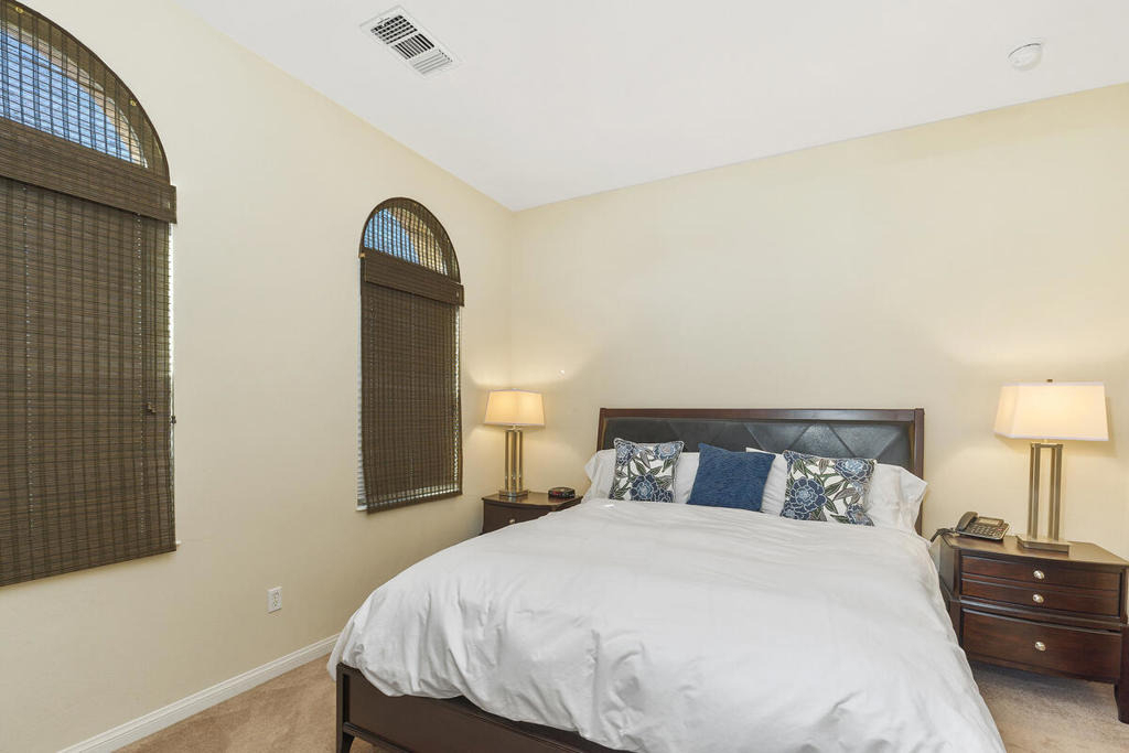 81126 Avenida Lorena - Photo 20