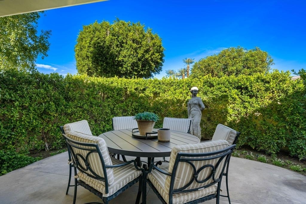 6 Exeter Court - Photo 22